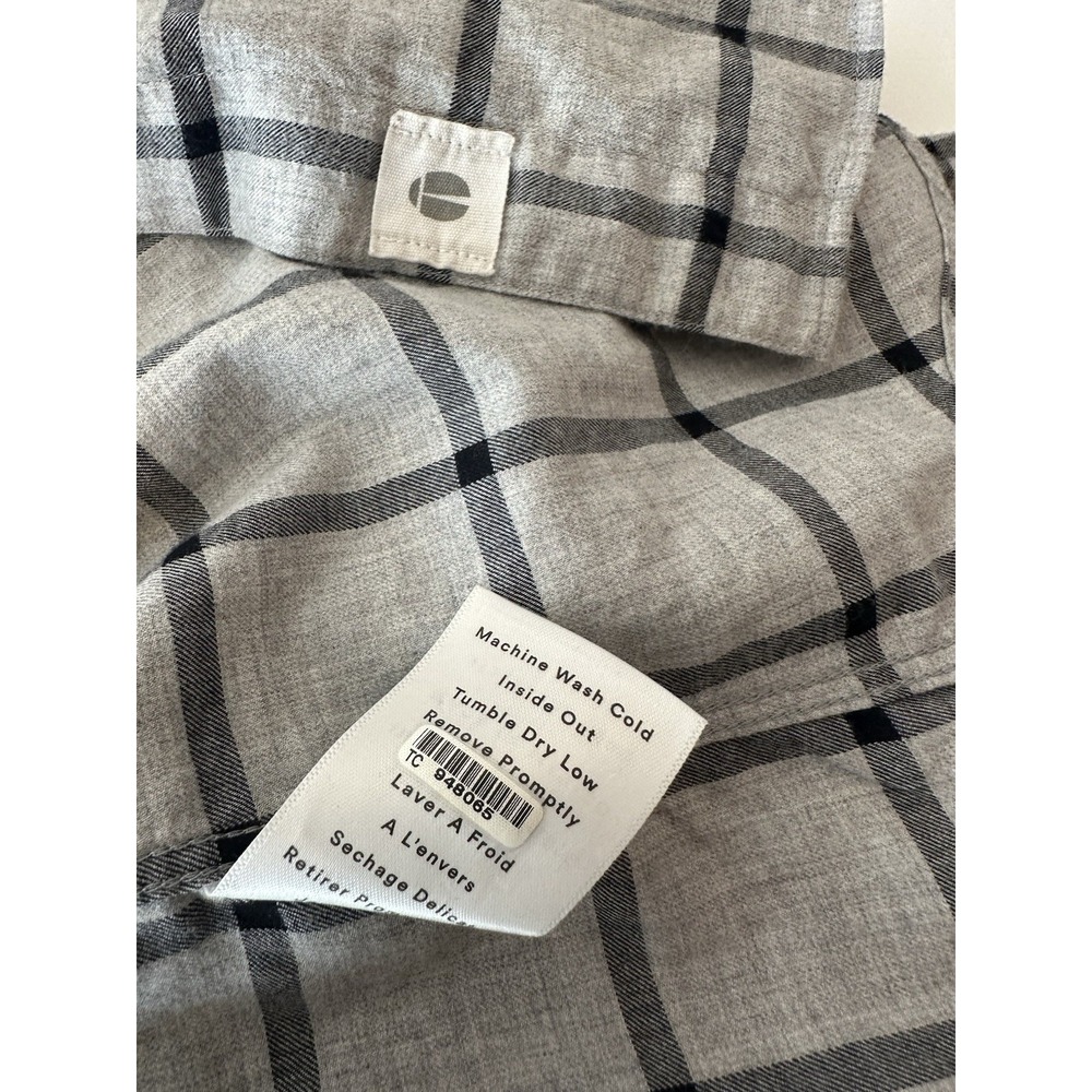 Grayson Shirt Top Women Size 02 Button Up Lightweight Gray Plaid Career Offie - Picture 6 of 11